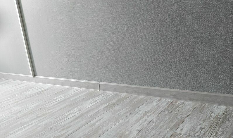Плинтус ПВХ Волшебная палочка 70мм Home 2,2м 7006